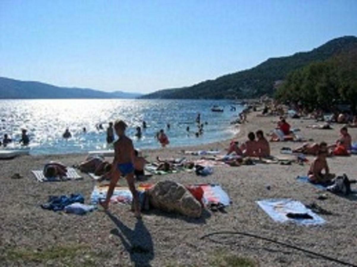 Apartmani Beran Seget Vranjica Exterior foto
