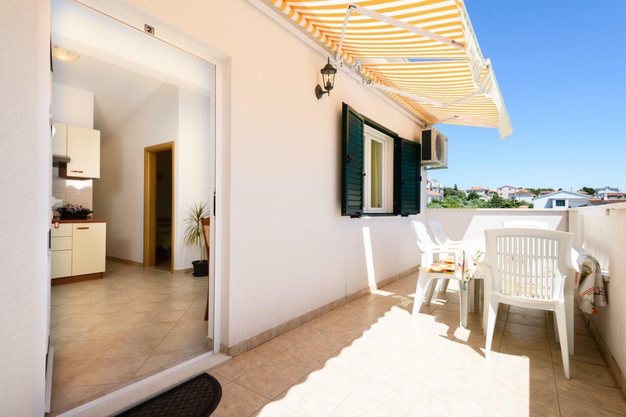 Apartmani Beran Seget Vranjica Exterior foto